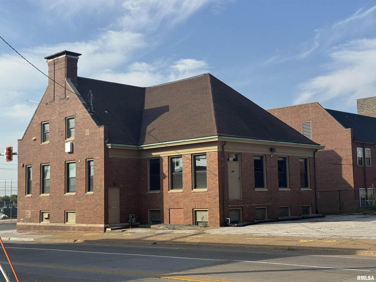 https://bt-photos.global.ssl.fastly.net/mred/1280_boomver_1_QC4268119-1.jpg