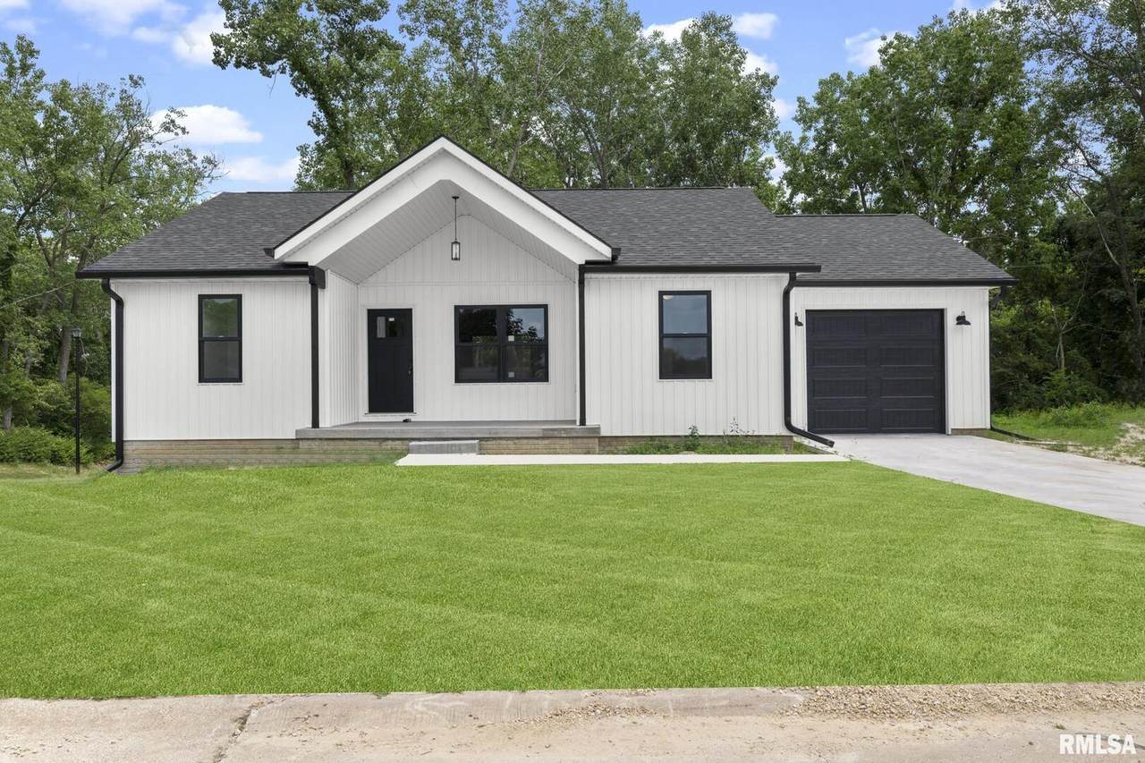 813 Williams Way - Photo 1