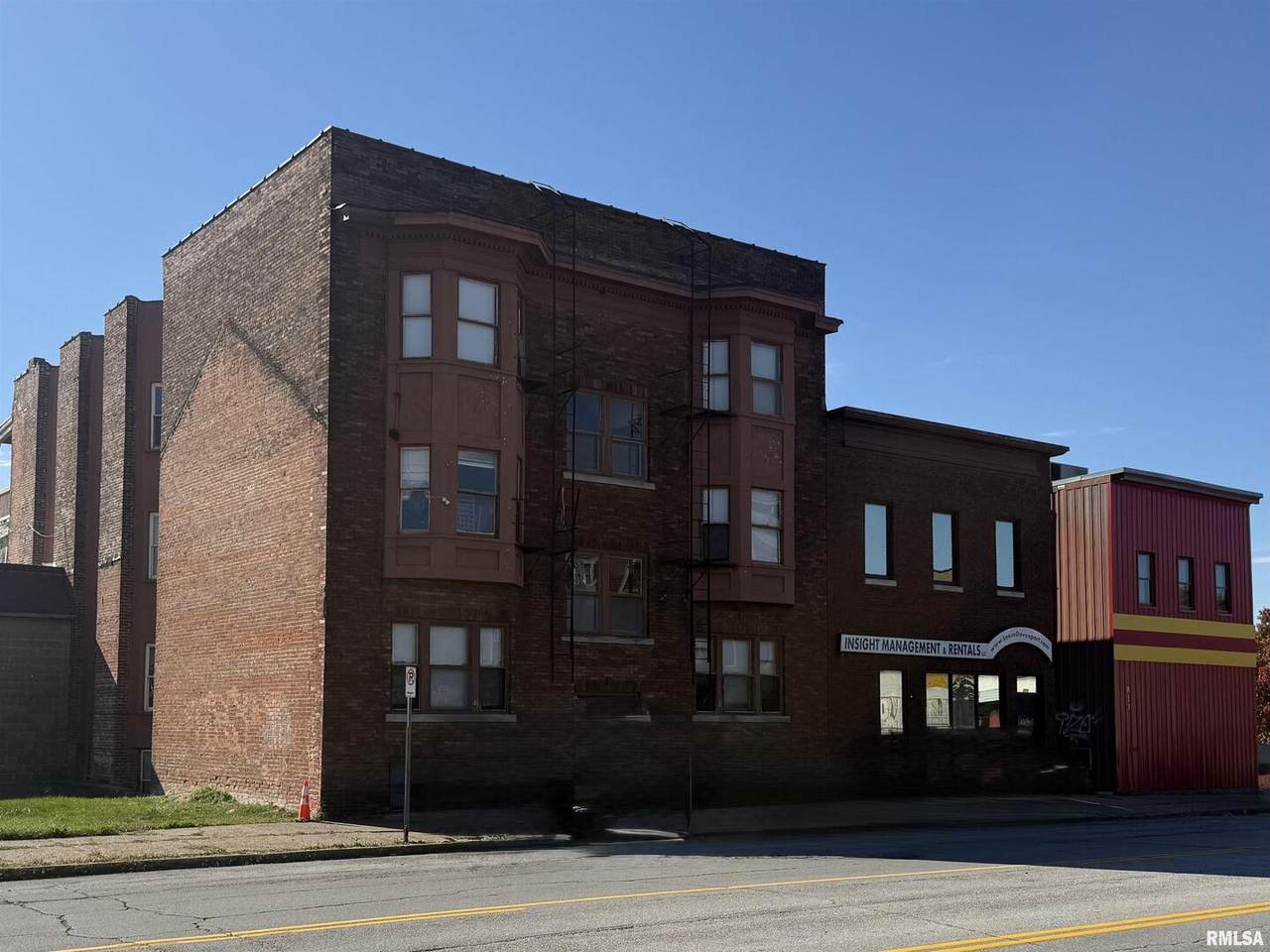 805 2ND Street - Photo 1