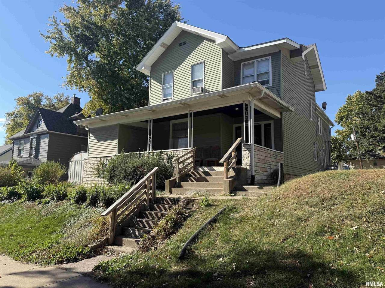 1816 Davenport Avenue - Photo 1
