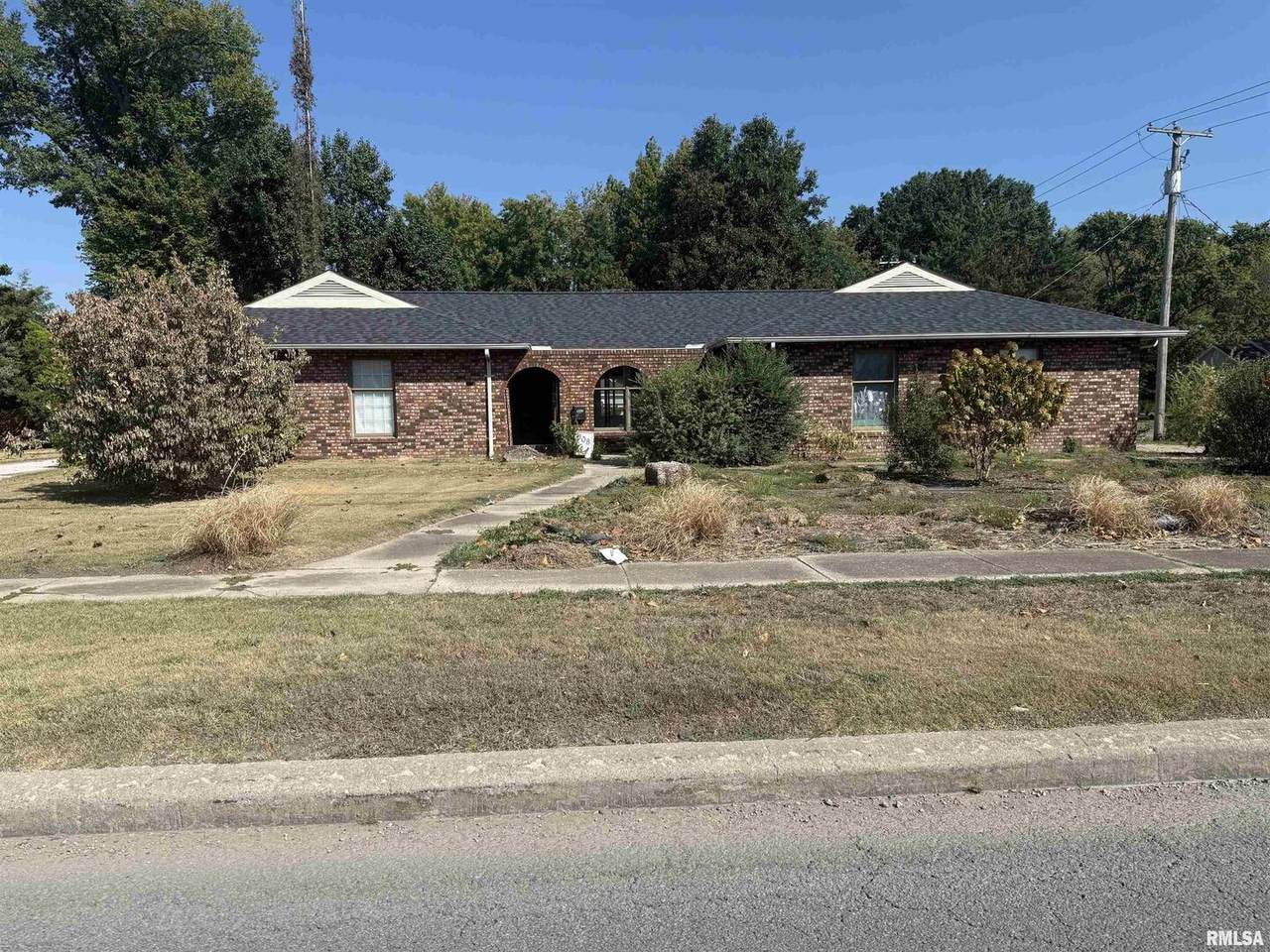 808 Victor Street - Photo 1