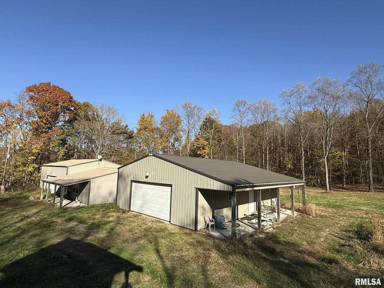 880 Rocky Comfort Road - Photo 1