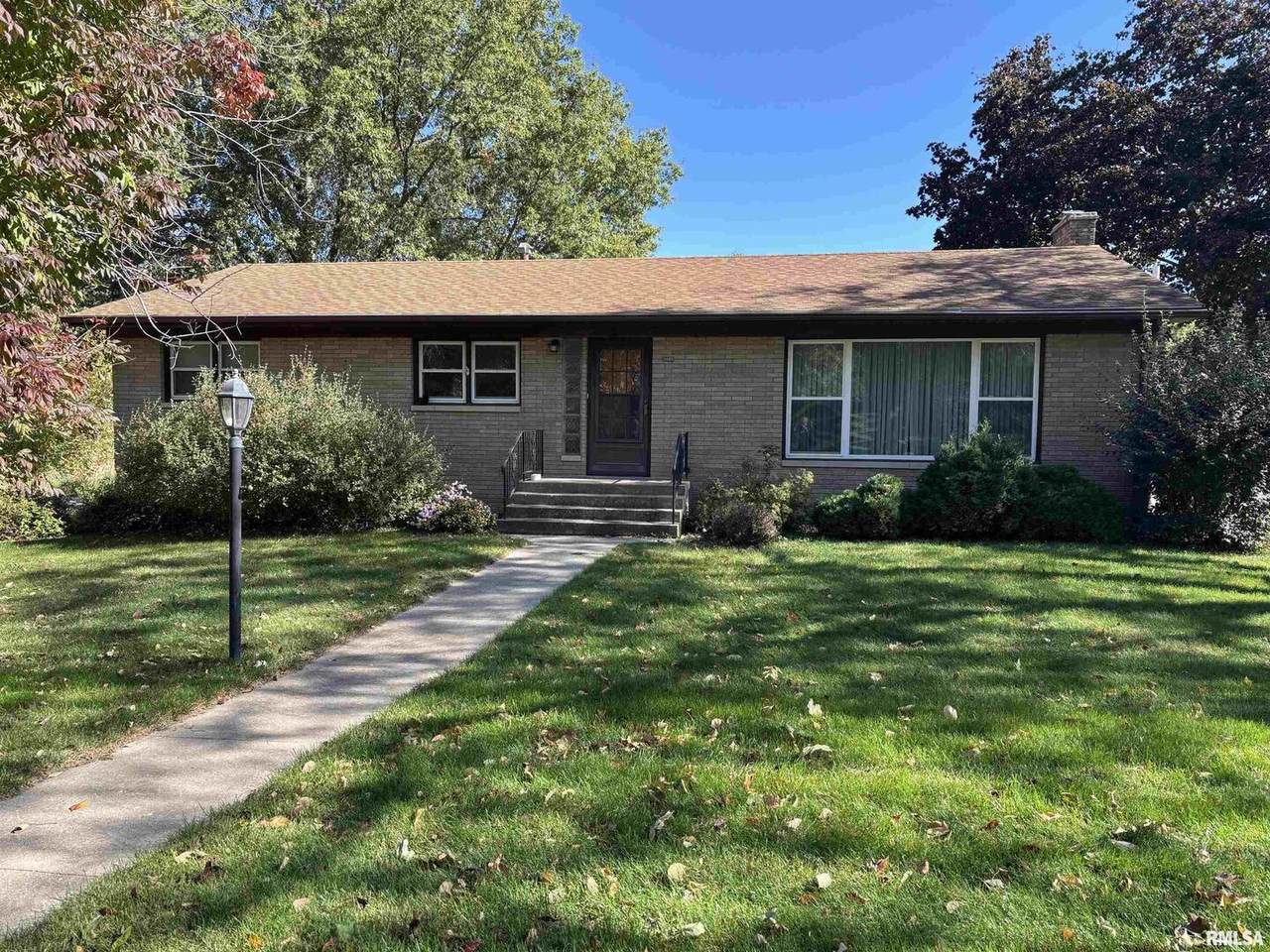 1401 6TH Street - Photo 1