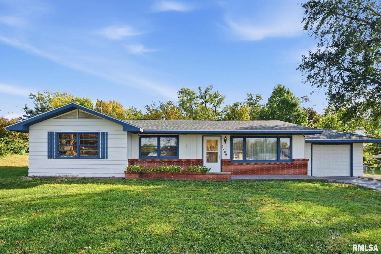 6209 Fair Avenue - Photo 1