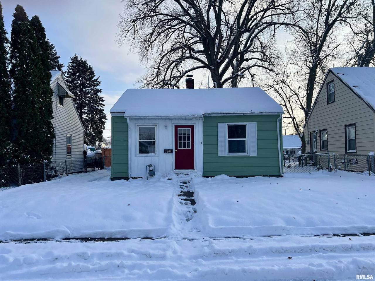 3207 Homestead Avenue - Photo 1