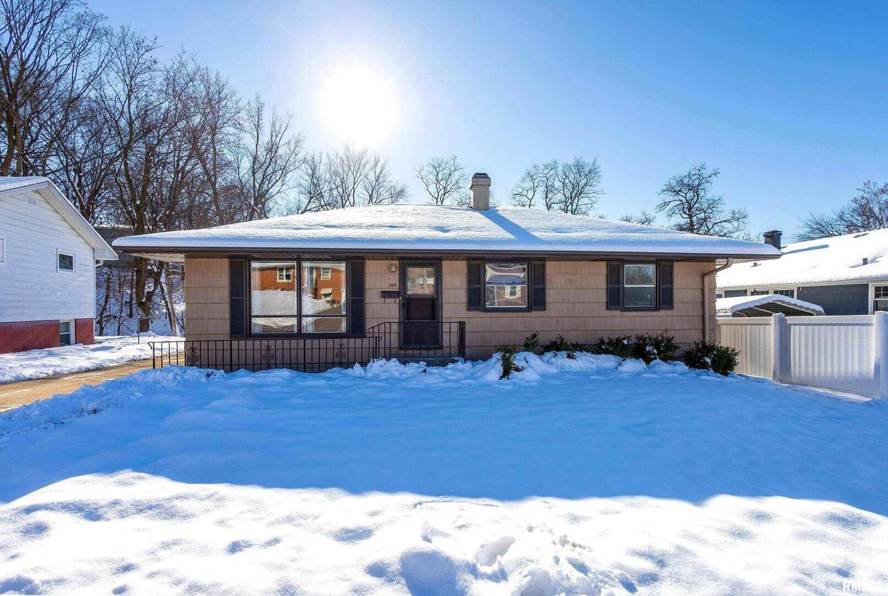 809 Cimarron Drive - Photo 1