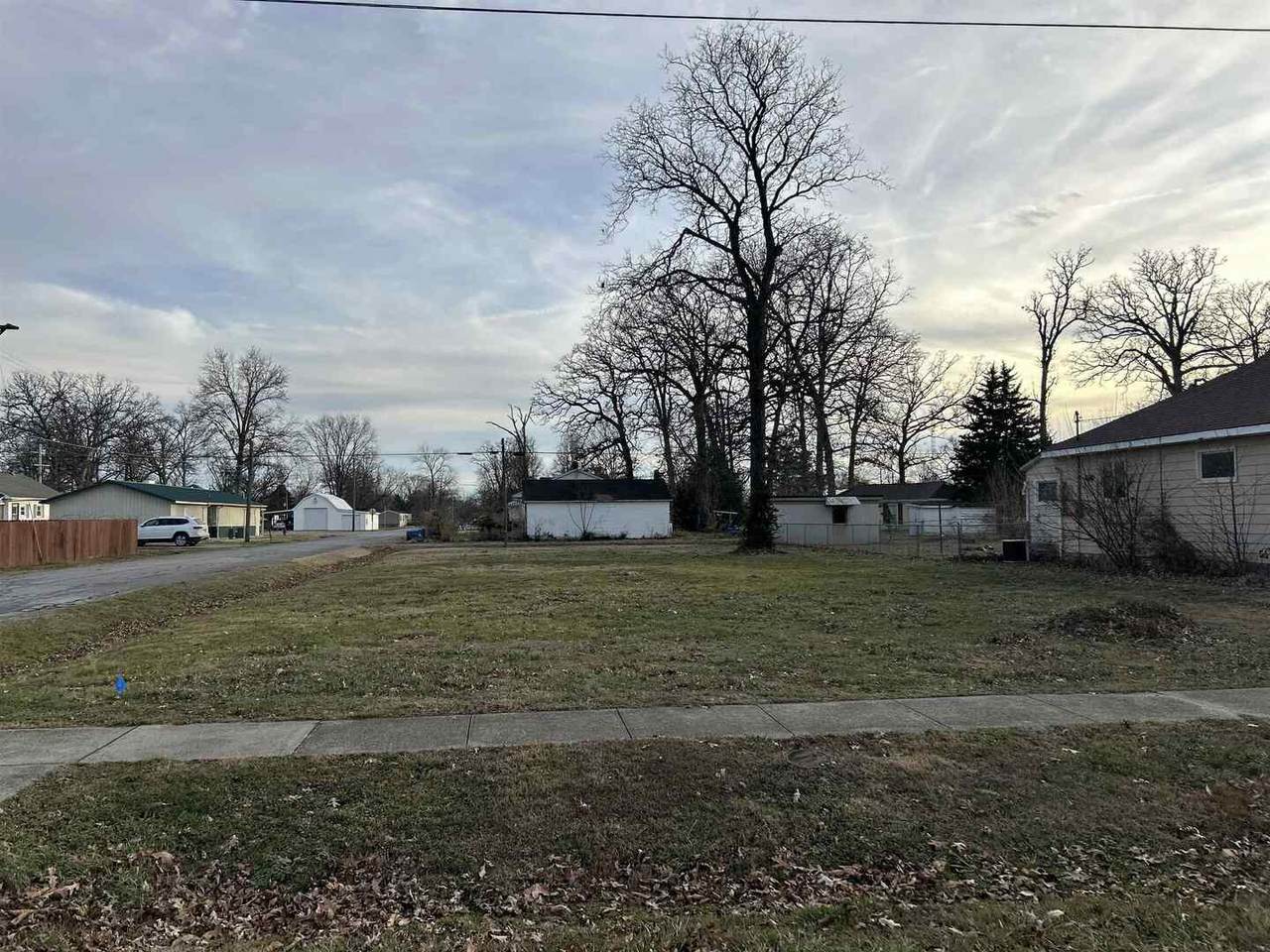601 Callie Street - Photo 1