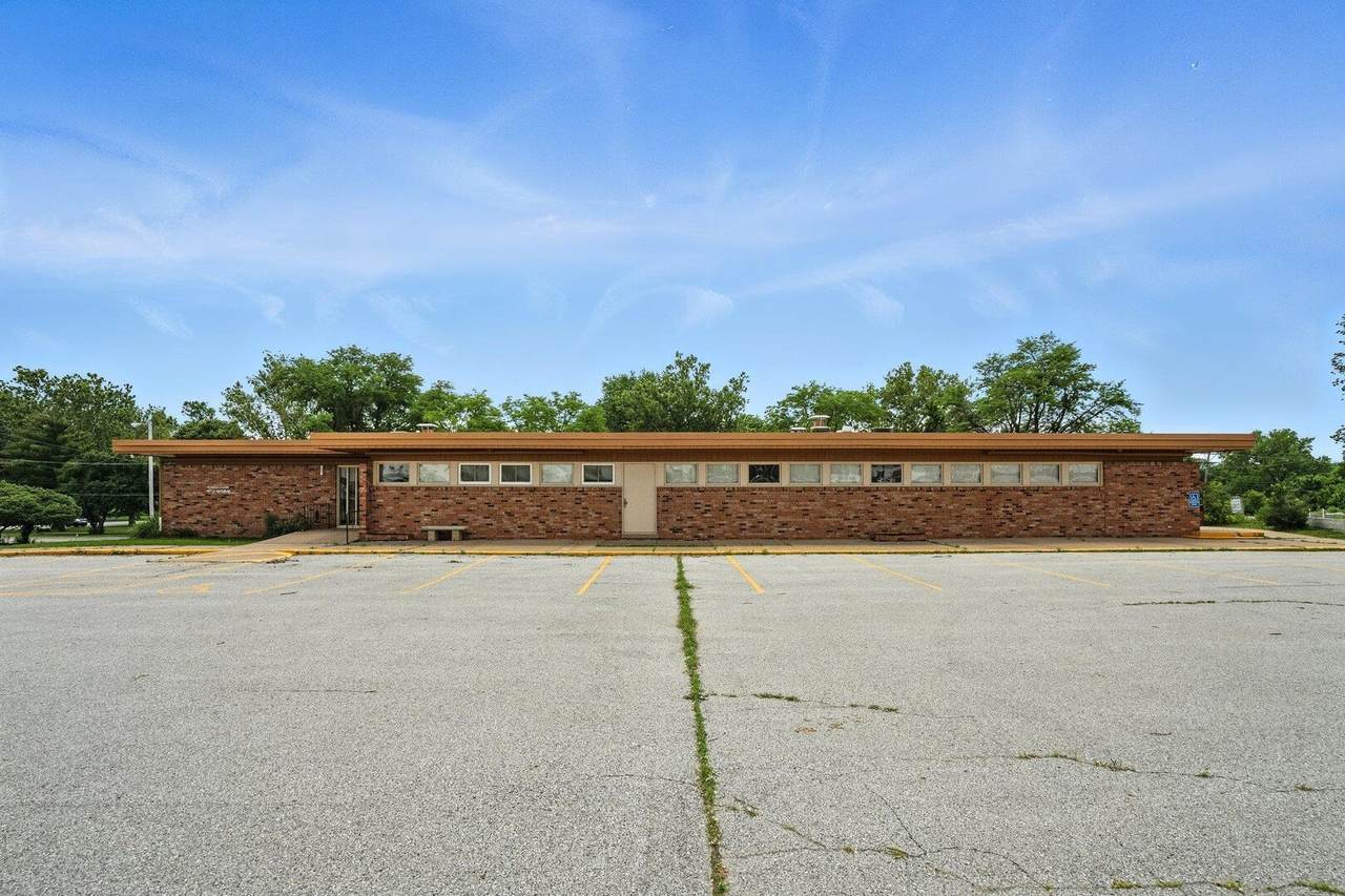 430 35TH Street - Photo 1