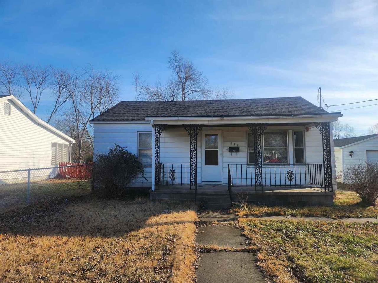 310 Illinois Street - Photo 1