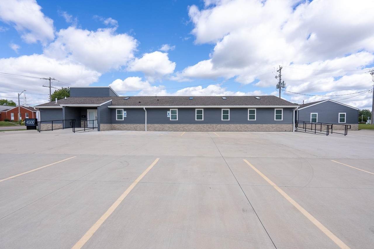 4500 53RD Street - Photo 1