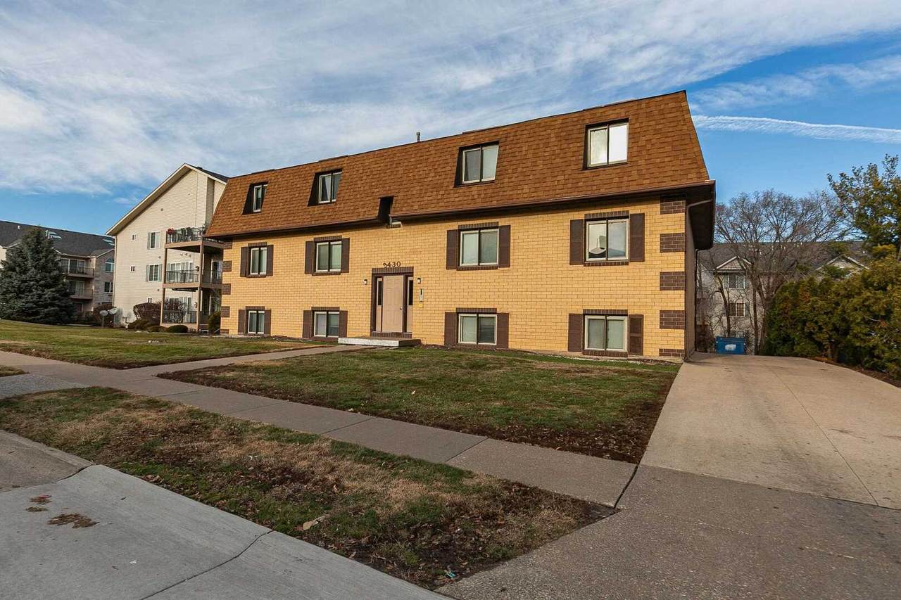 3430 Holiday Court - Photo 1