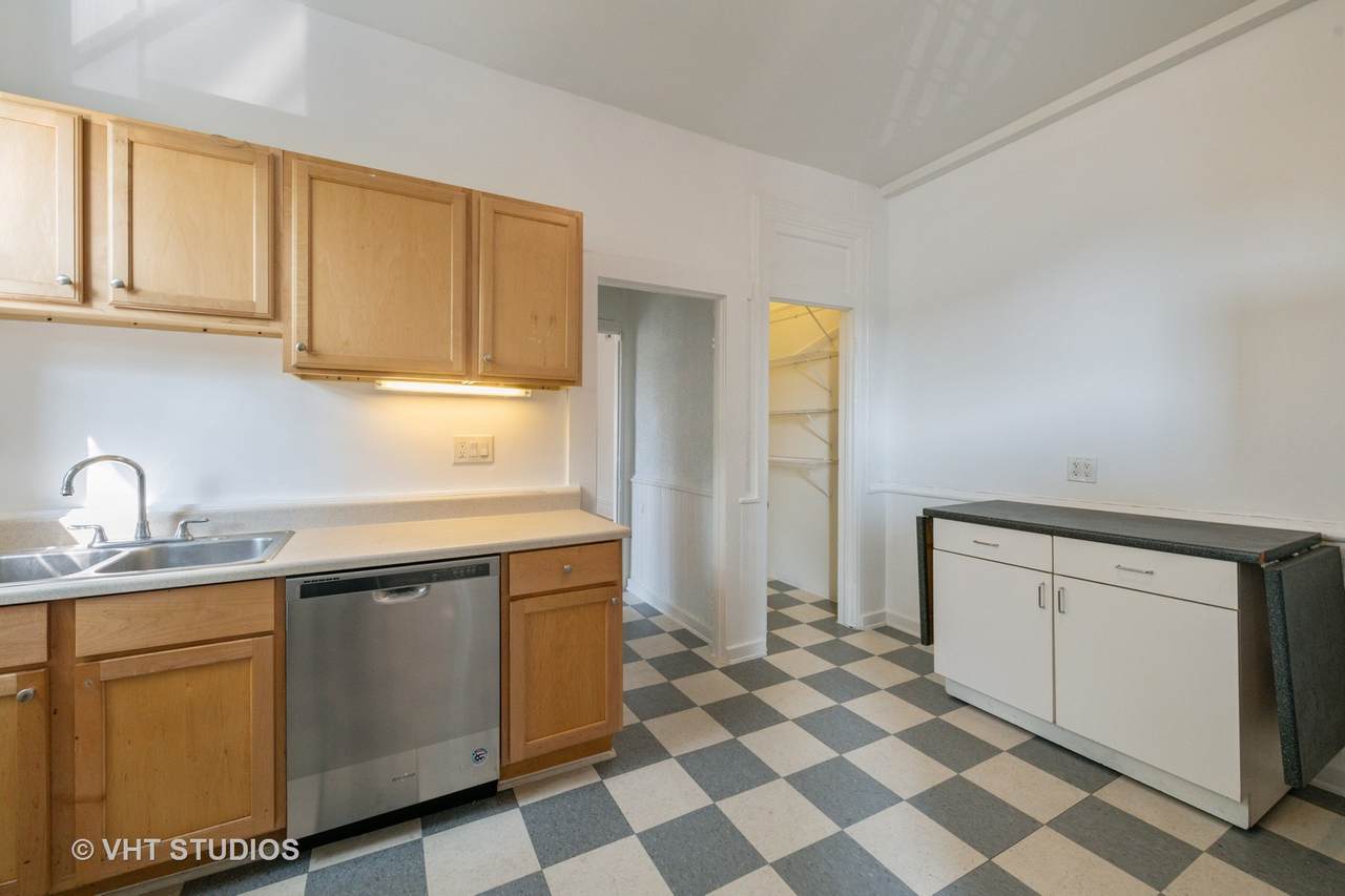 2059 Huron Street - Photo 1