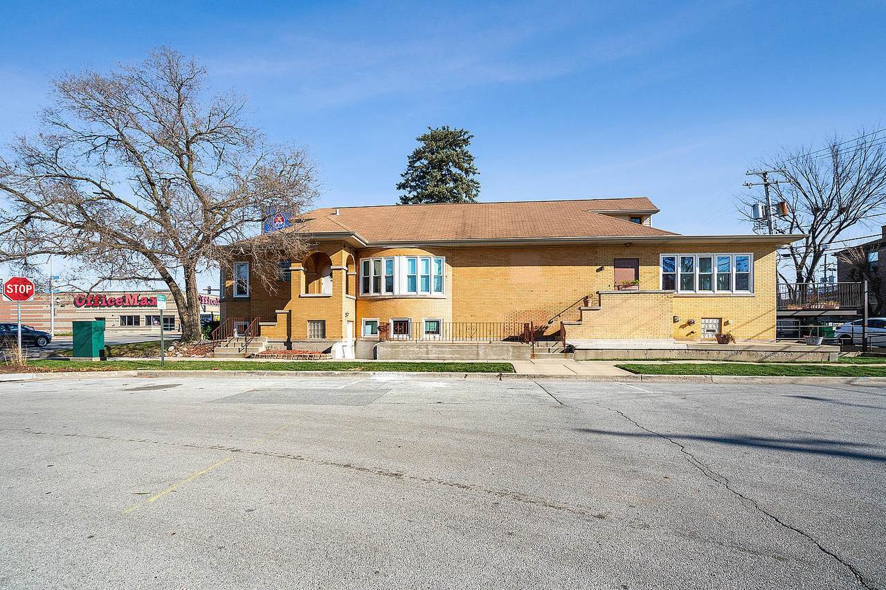 2701 95th Street - Photo 1