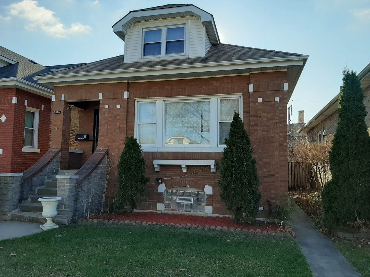 5655 School Street - Photo 1