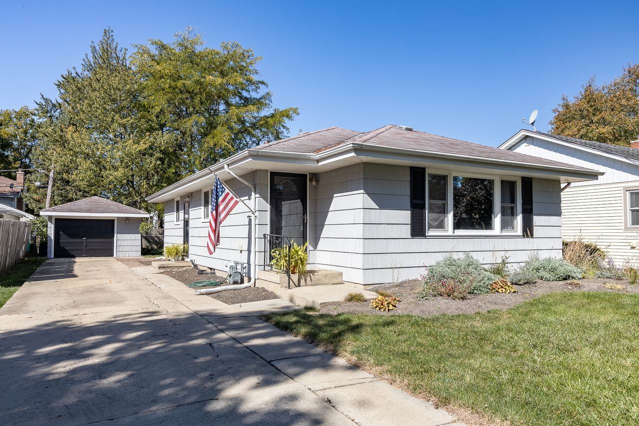 434 Warwick Avenue - Photo 1