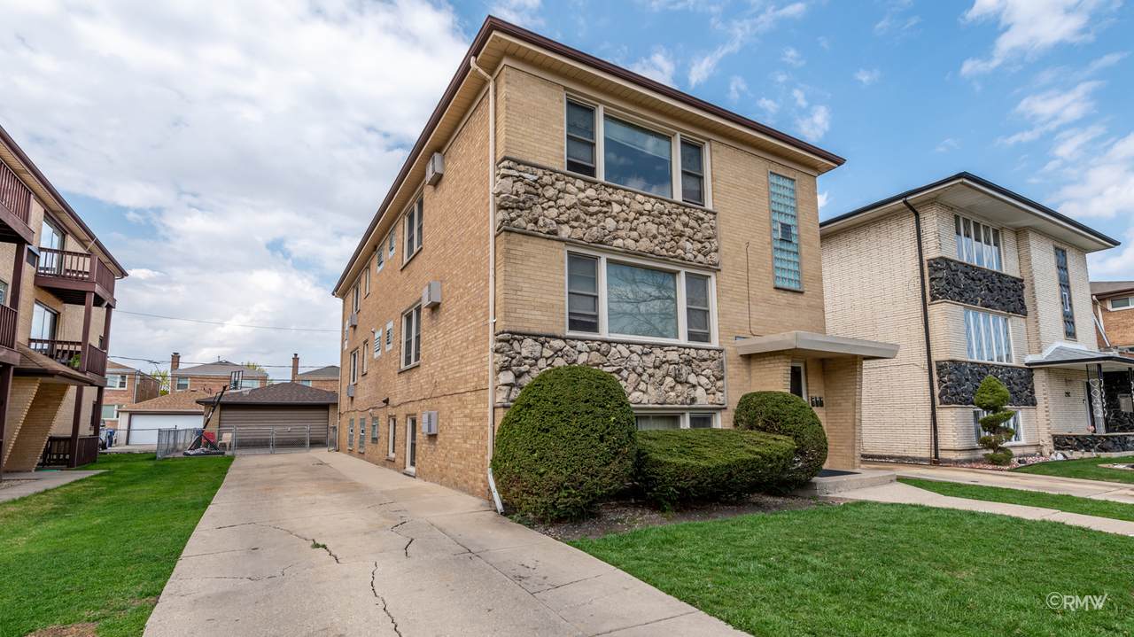 2436 77th Court - Photo 1
