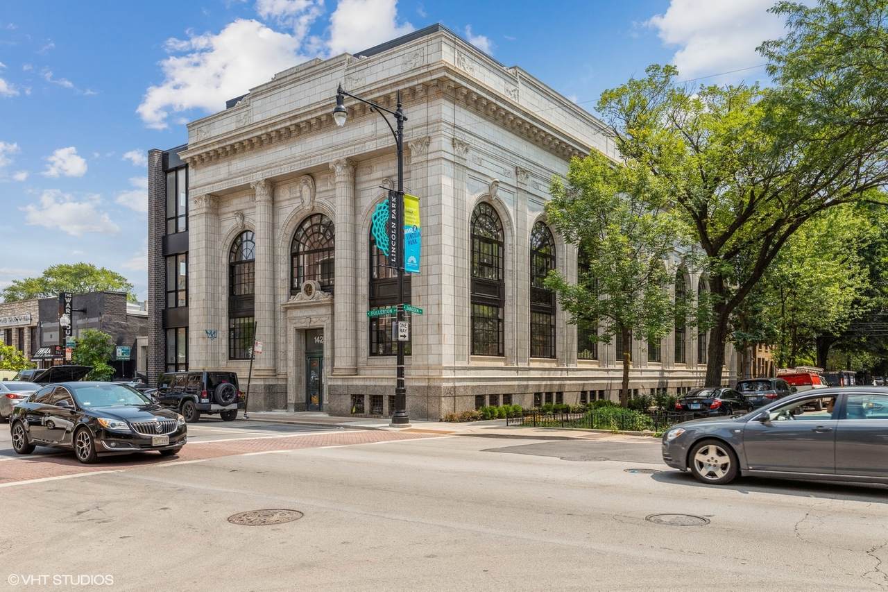 1425 Fullerton Avenue - Photo 1