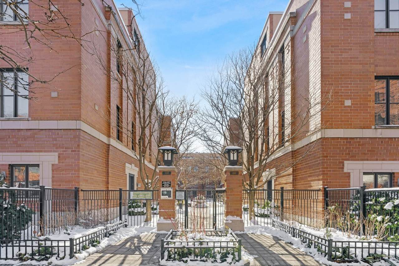1137 Monroe Street - Photo 1