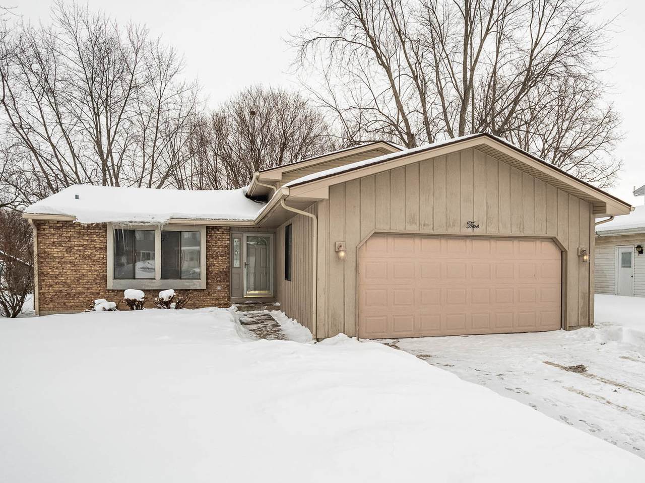 5 Wedgewood Drive - Photo 1