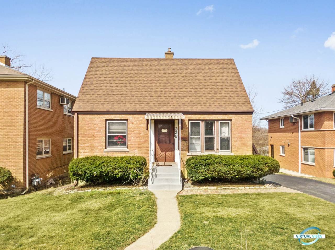 336 Maple Avenue - Photo 1