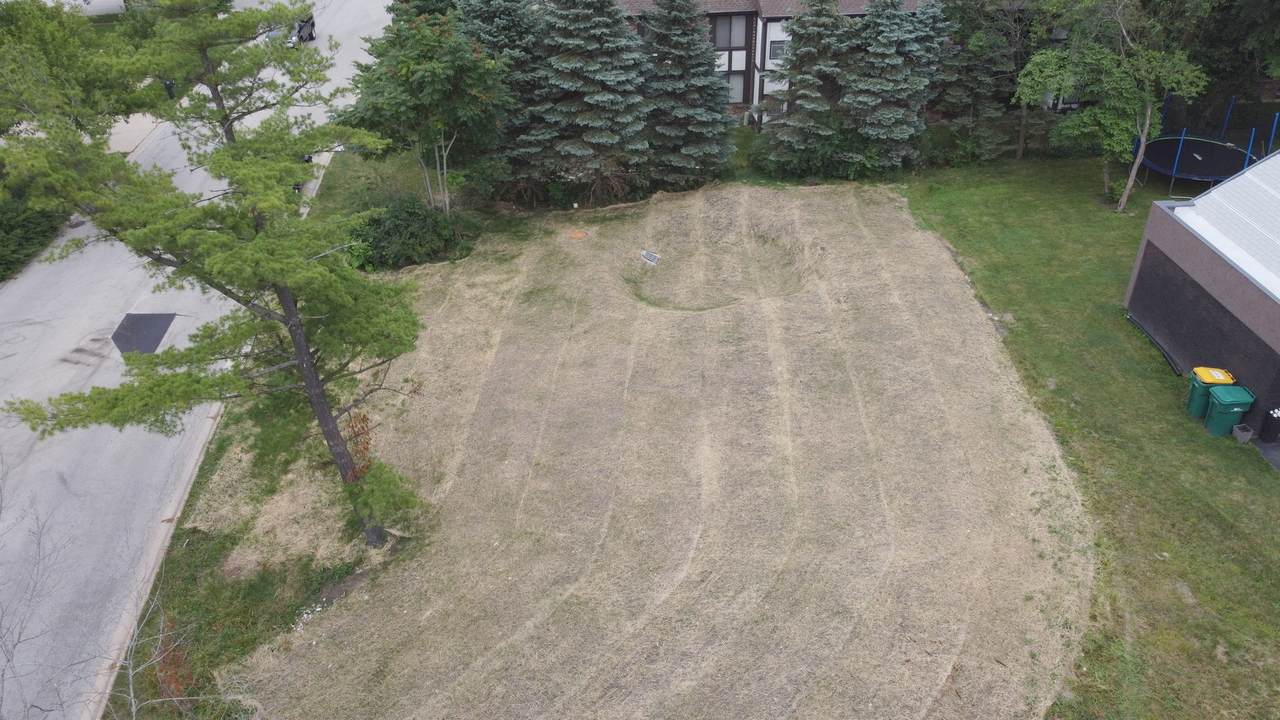 5805 Fairview Avenue - Photo 1