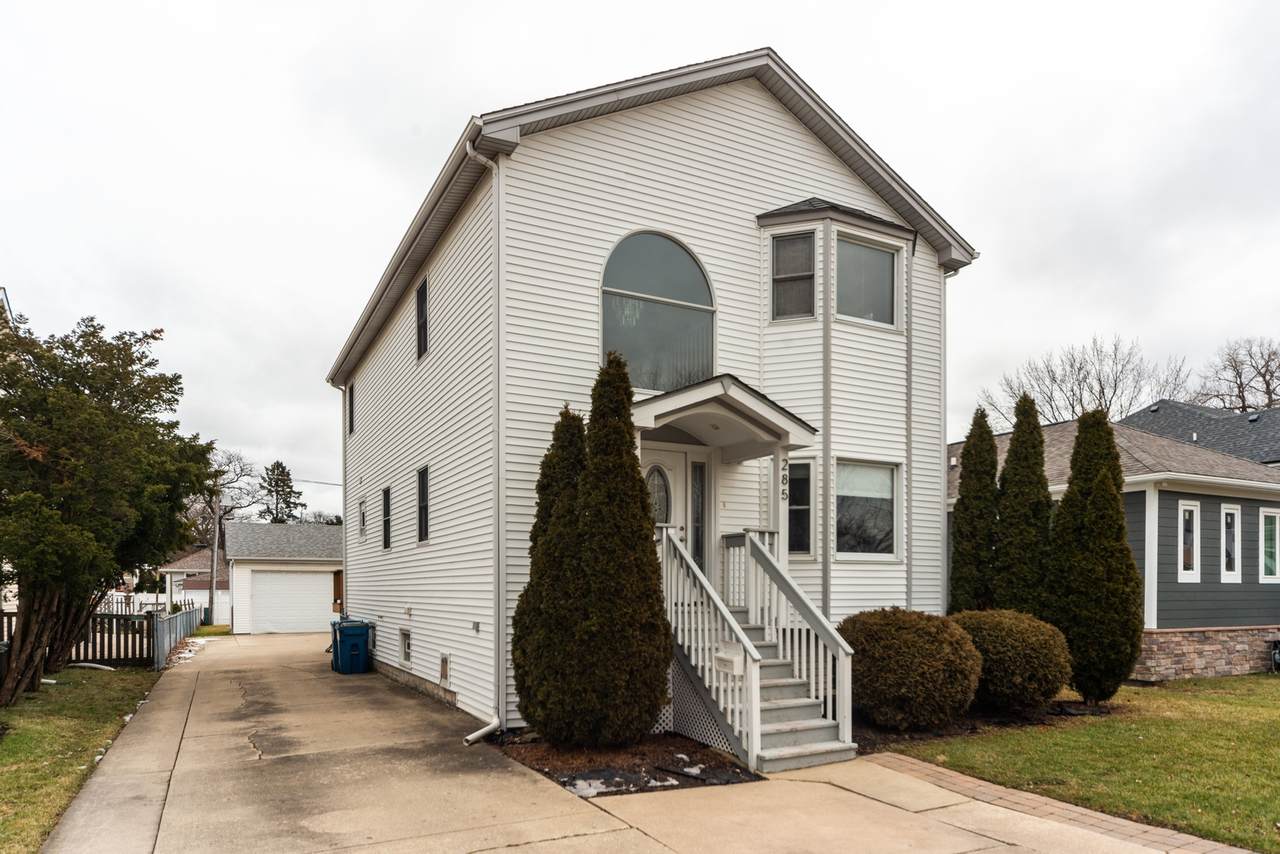 285 Berteau Avenue - Photo 1