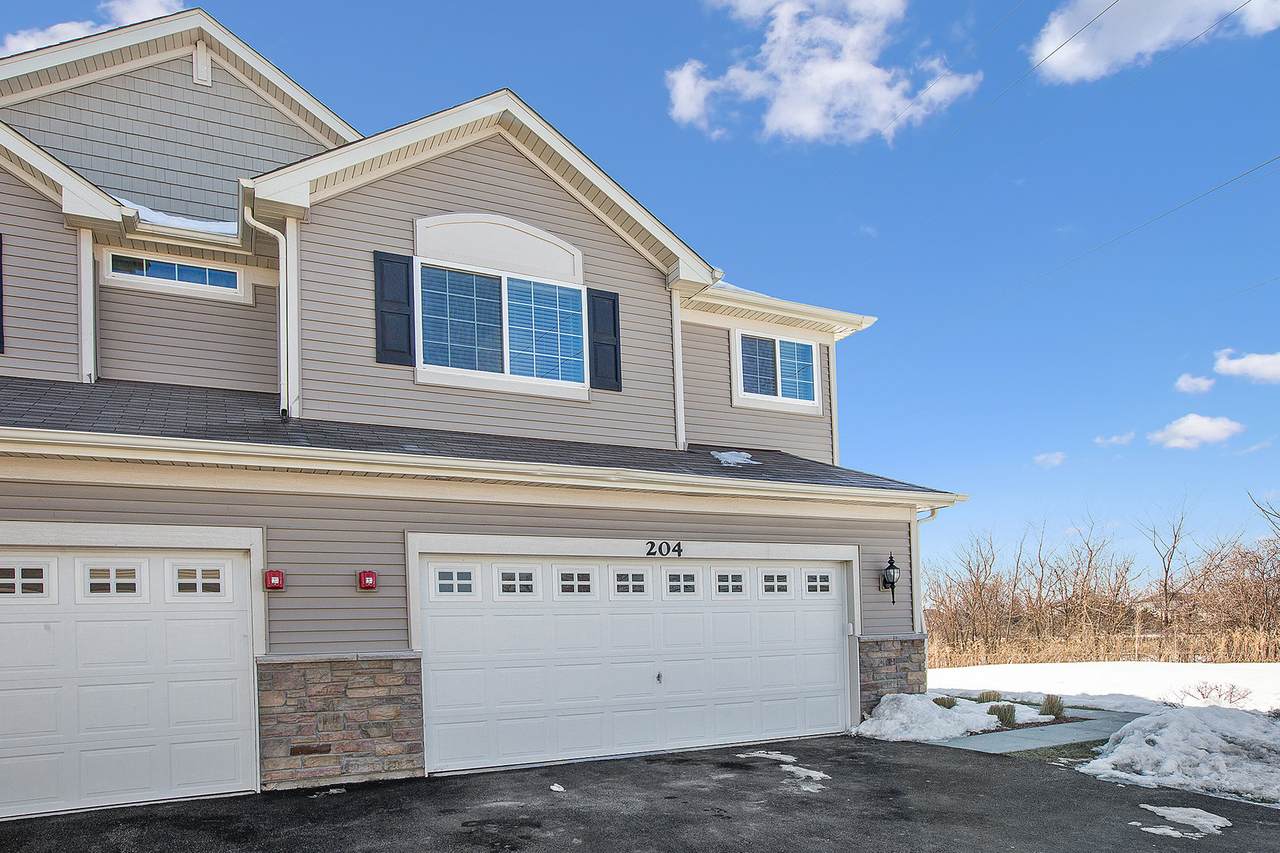 204 Owen Street - Photo 1