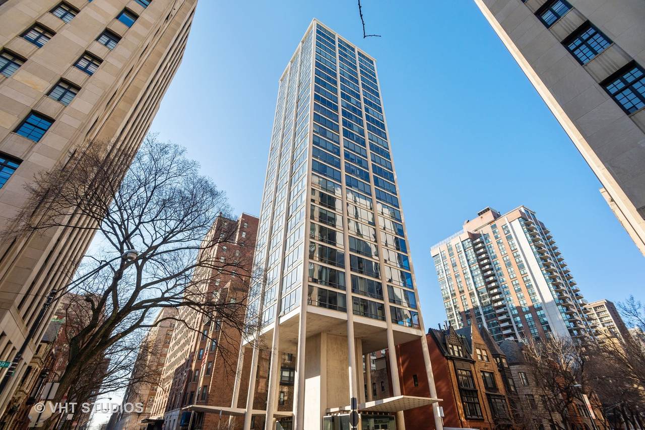 1300 Astor Street - Photo 1