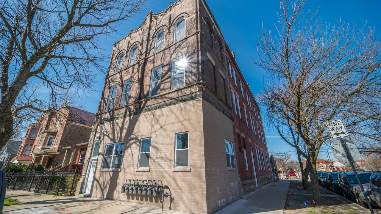 2400 Troy Street - Photo 1