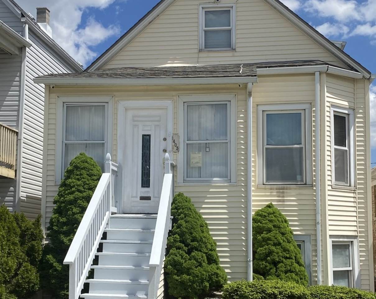 1405 Wesley Avenue - Photo 1