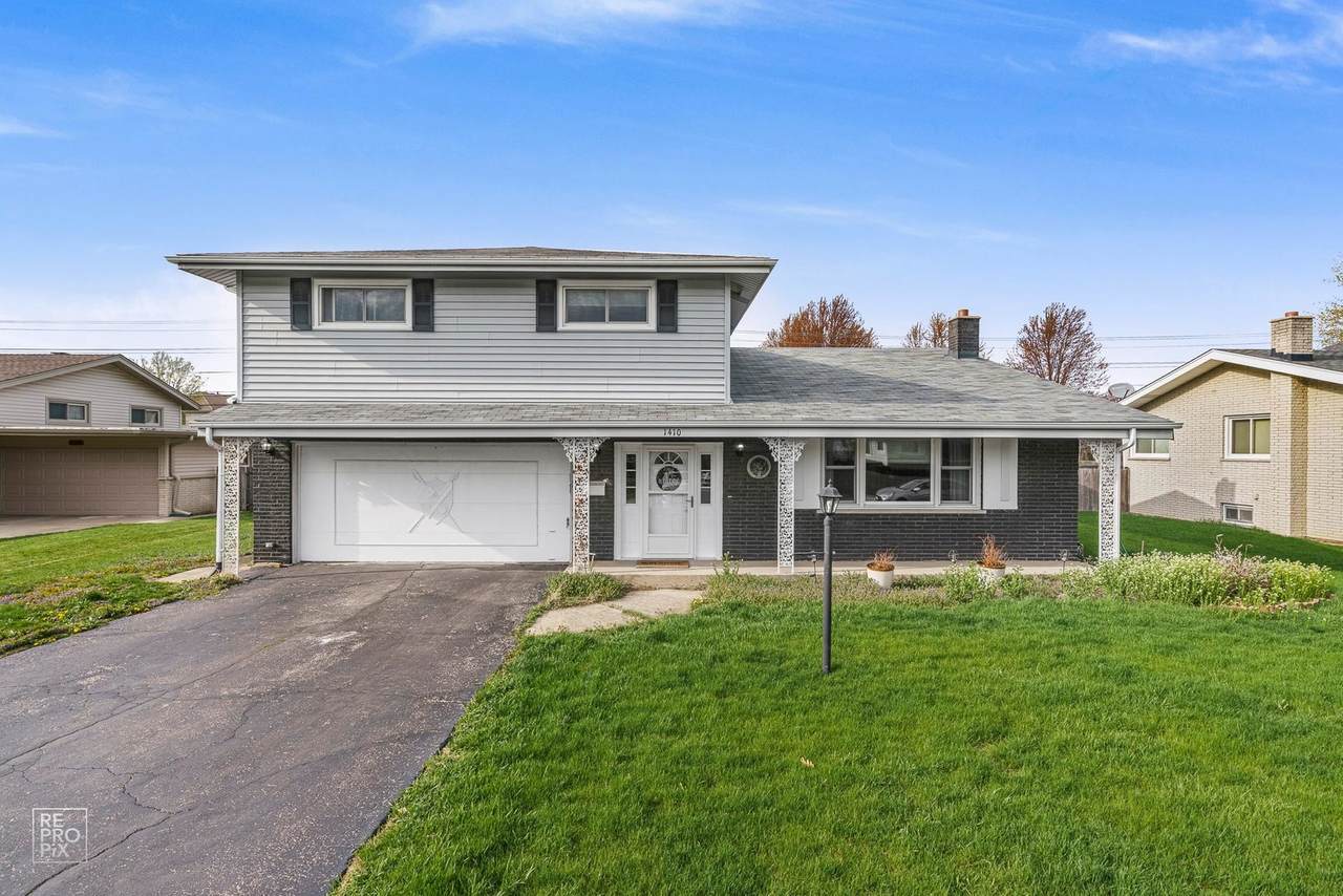 1410 Barberry Lane - Photo 1