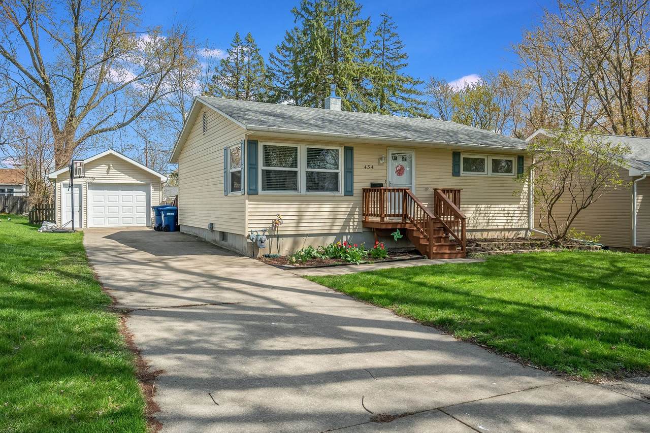 434 11th Street - Photo 1