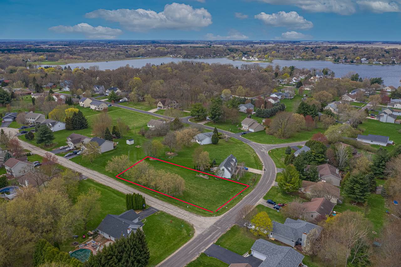 200 Lamplighter Loop - Photo 1