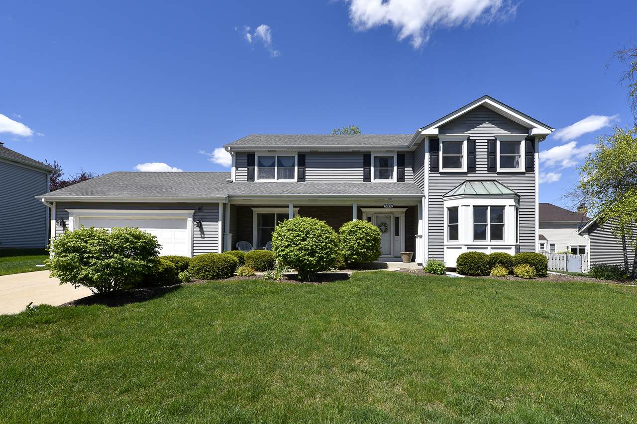5802 Corona Drive - Photo 1