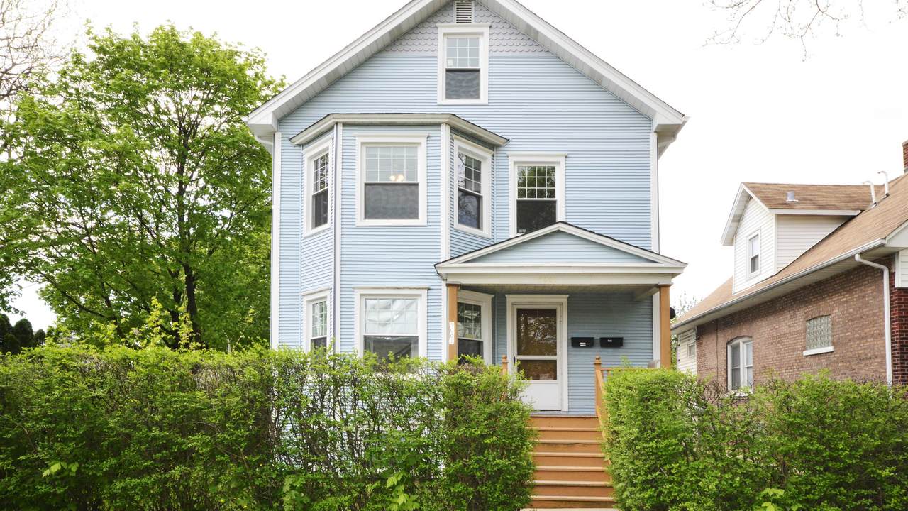 5001 Ainslie Street - Photo 1