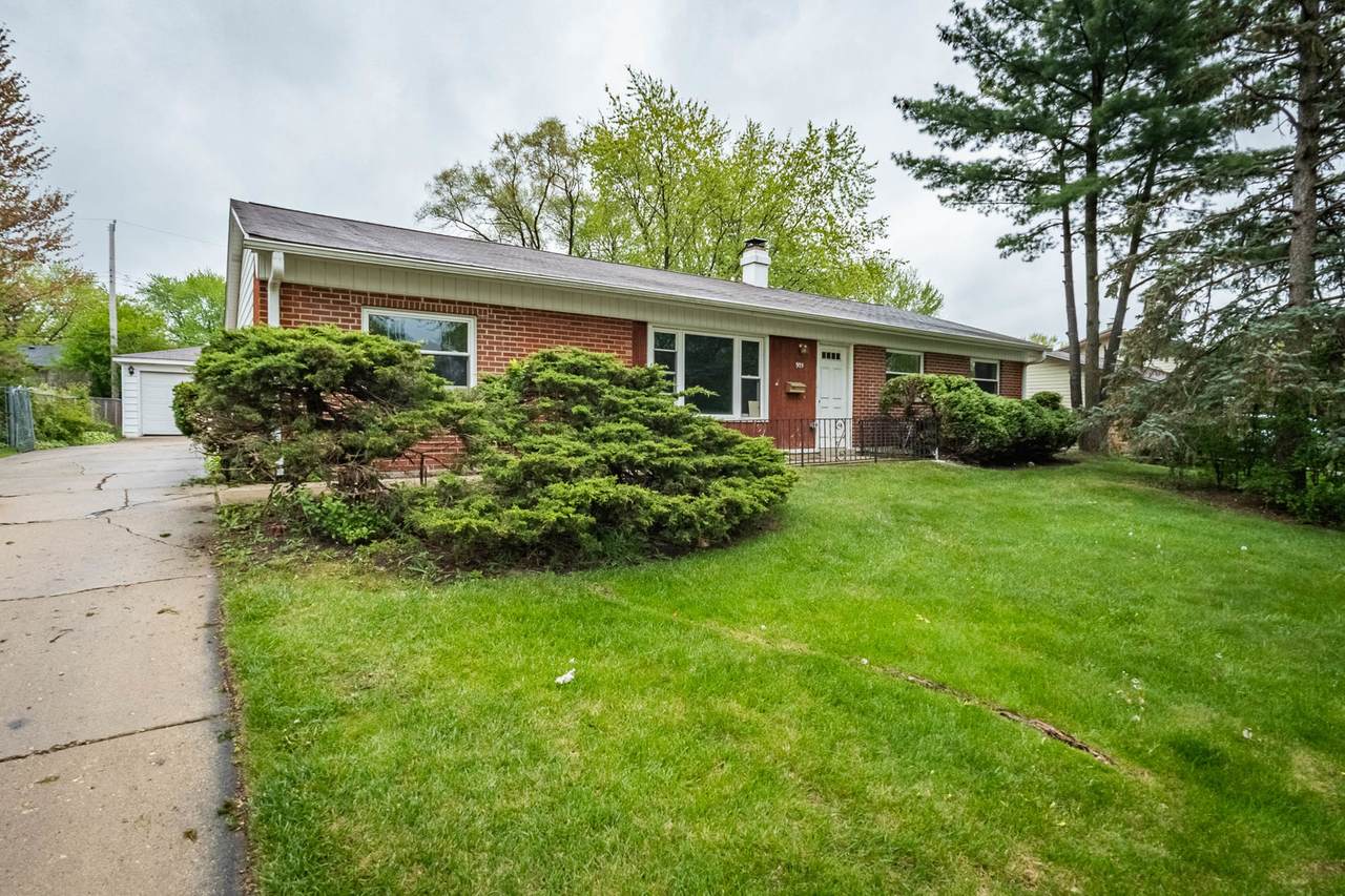 905 Olive Street - Photo 1