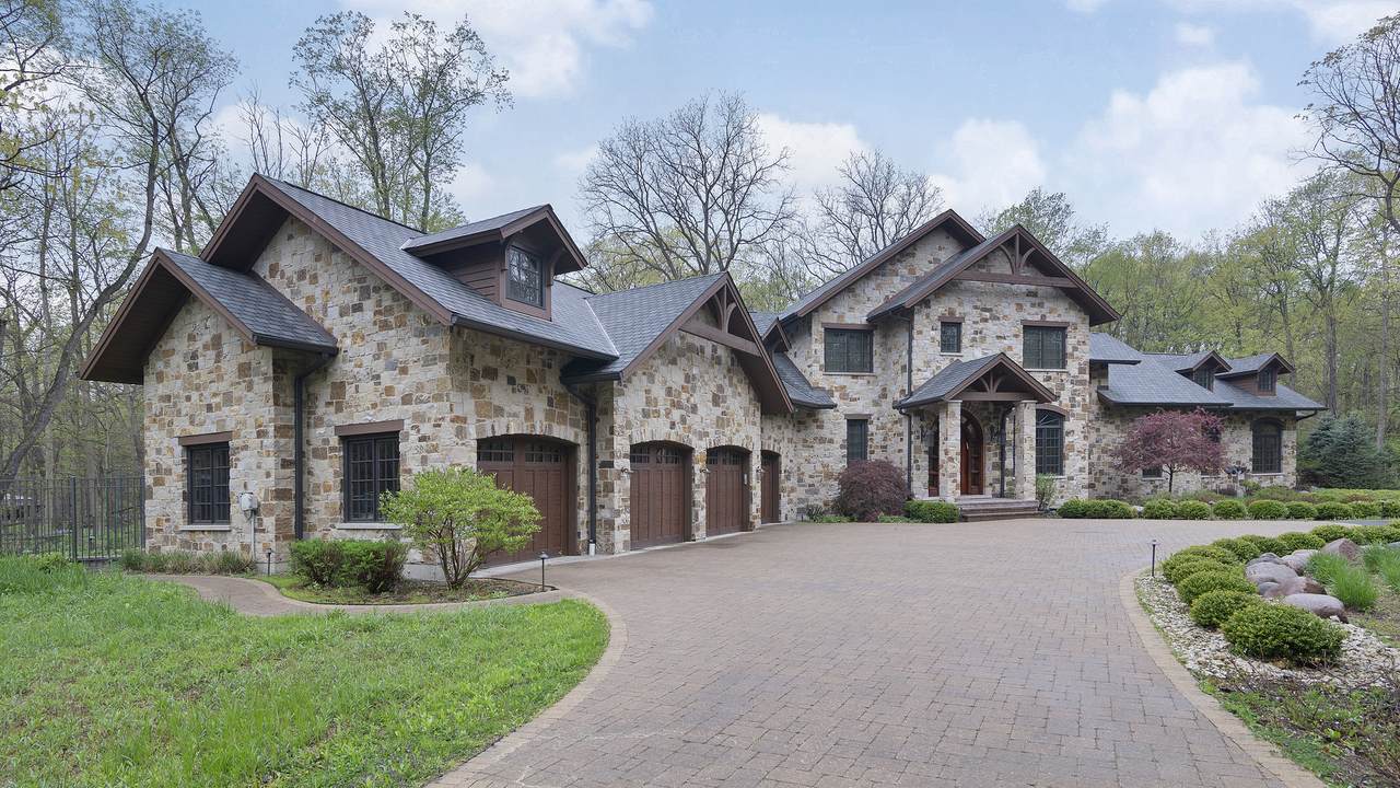 720 Juneberry Road - Photo 1