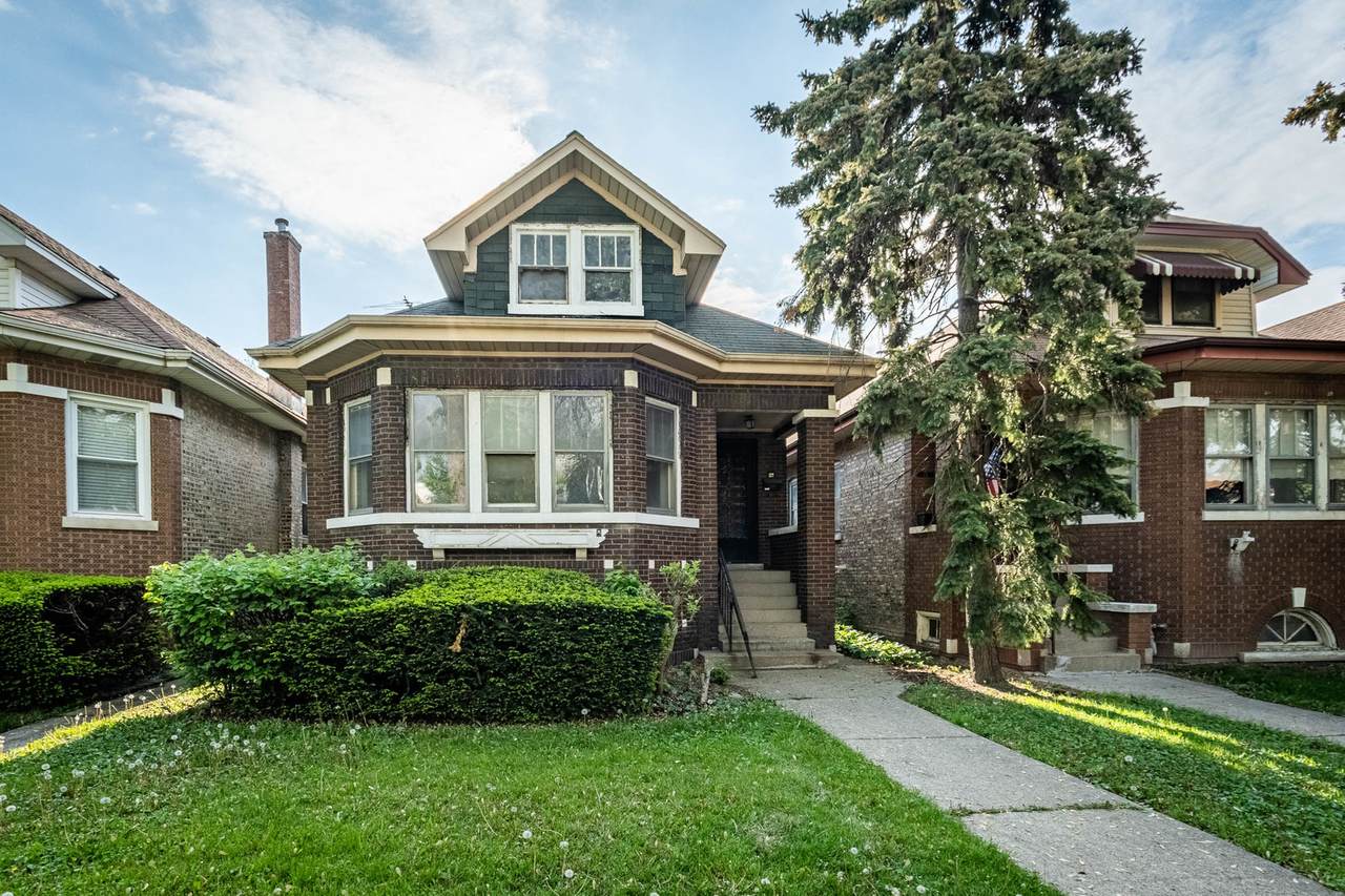 1166 Cuyler Avenue - Photo 1