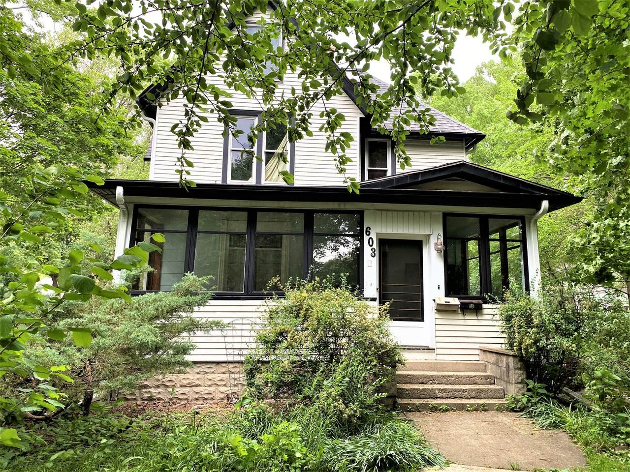 603 Fisk Avenue - Photo 1