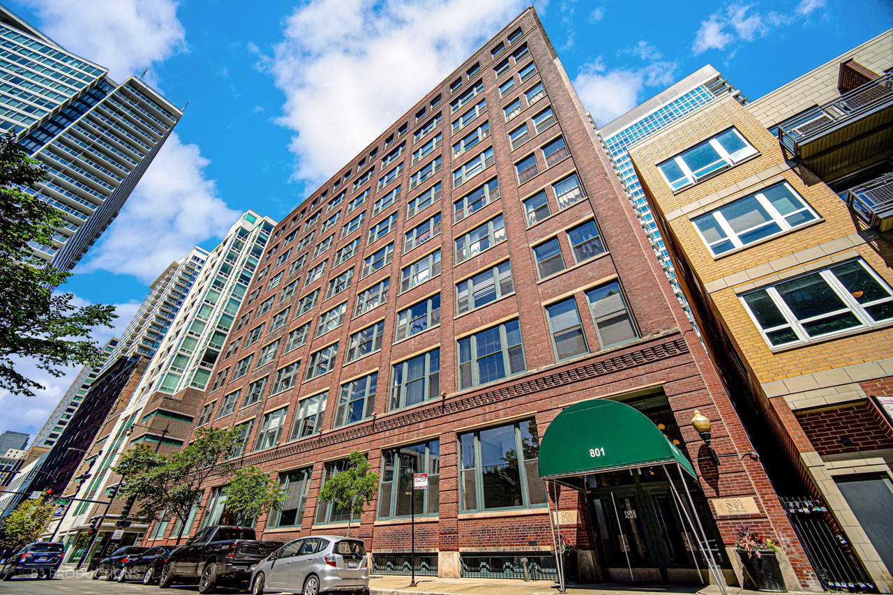 801 Wells Street - Photo 1