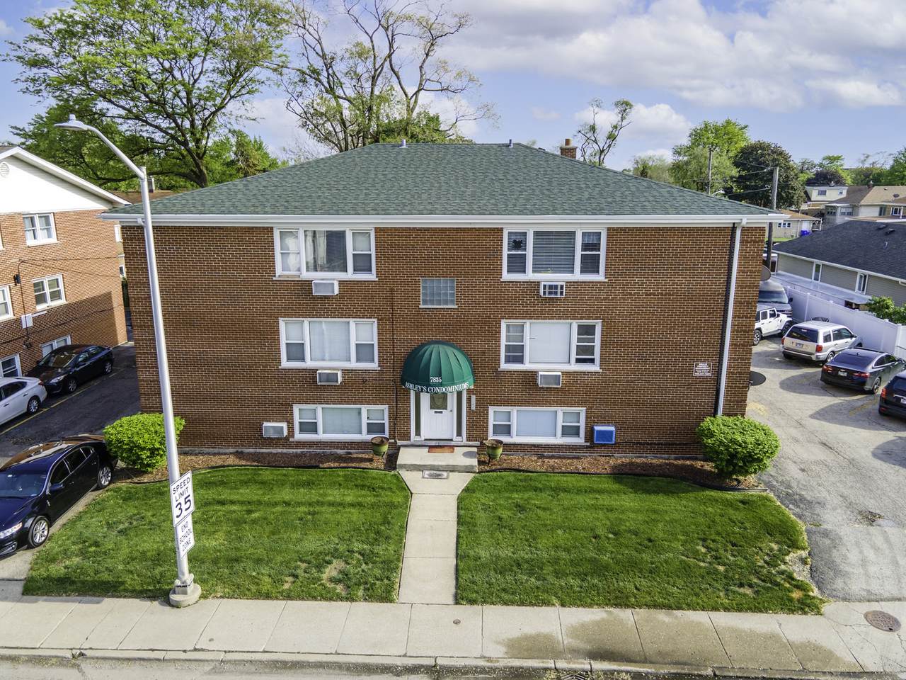 7835 43rd Street - Photo 1