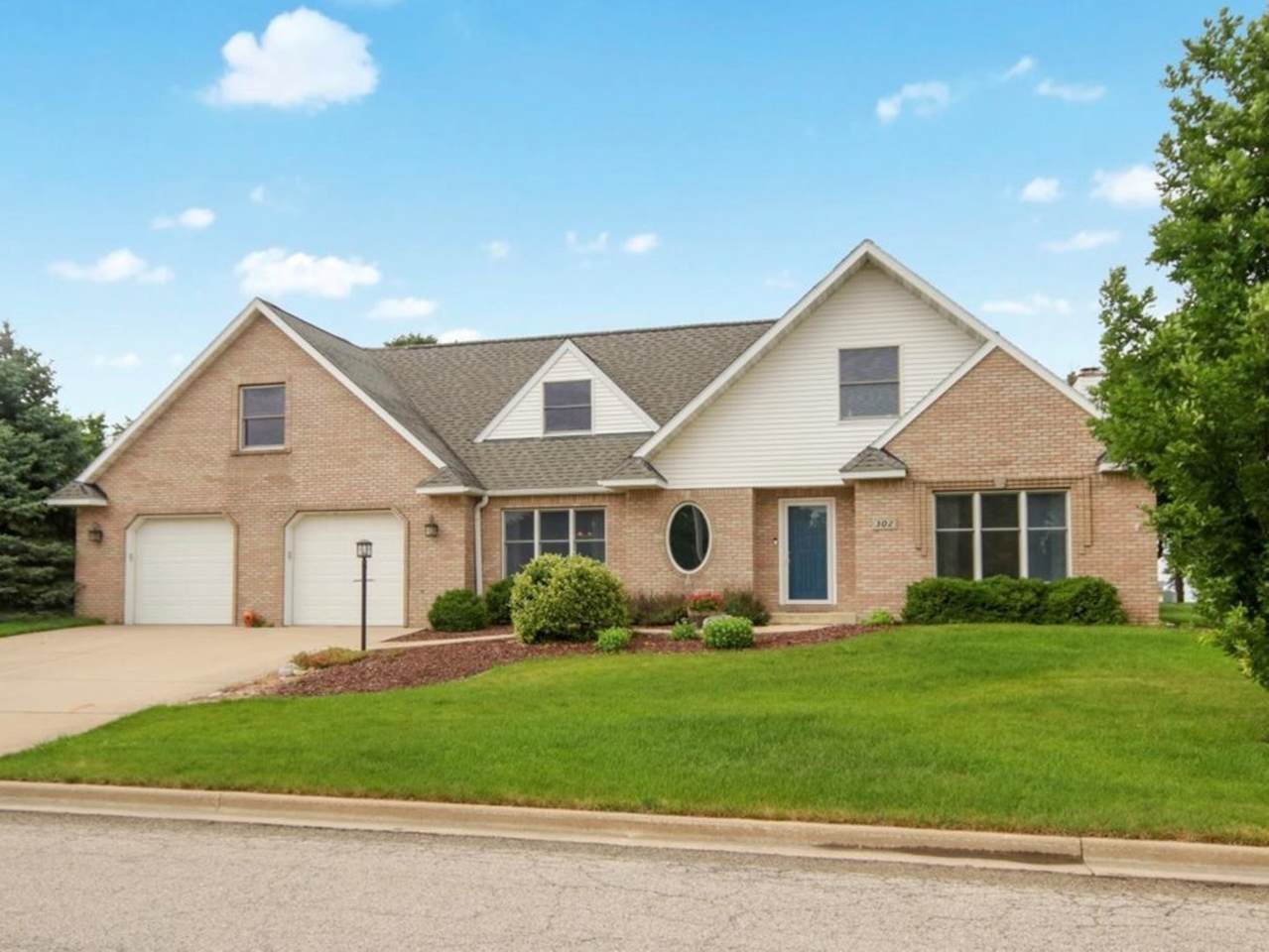 302 Ironwood Cc Drive - Photo 1