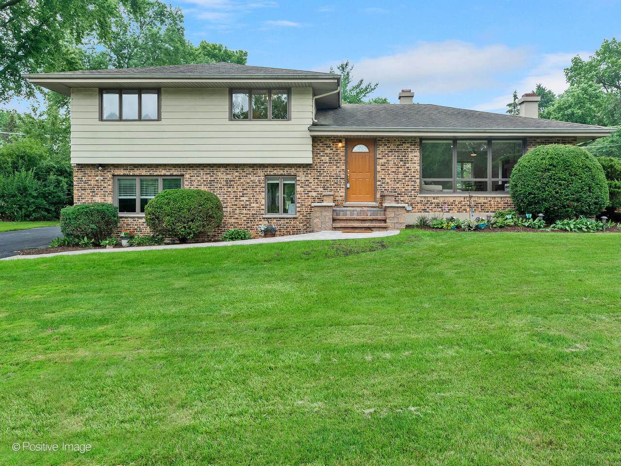 1541 40th Street - Photo 1