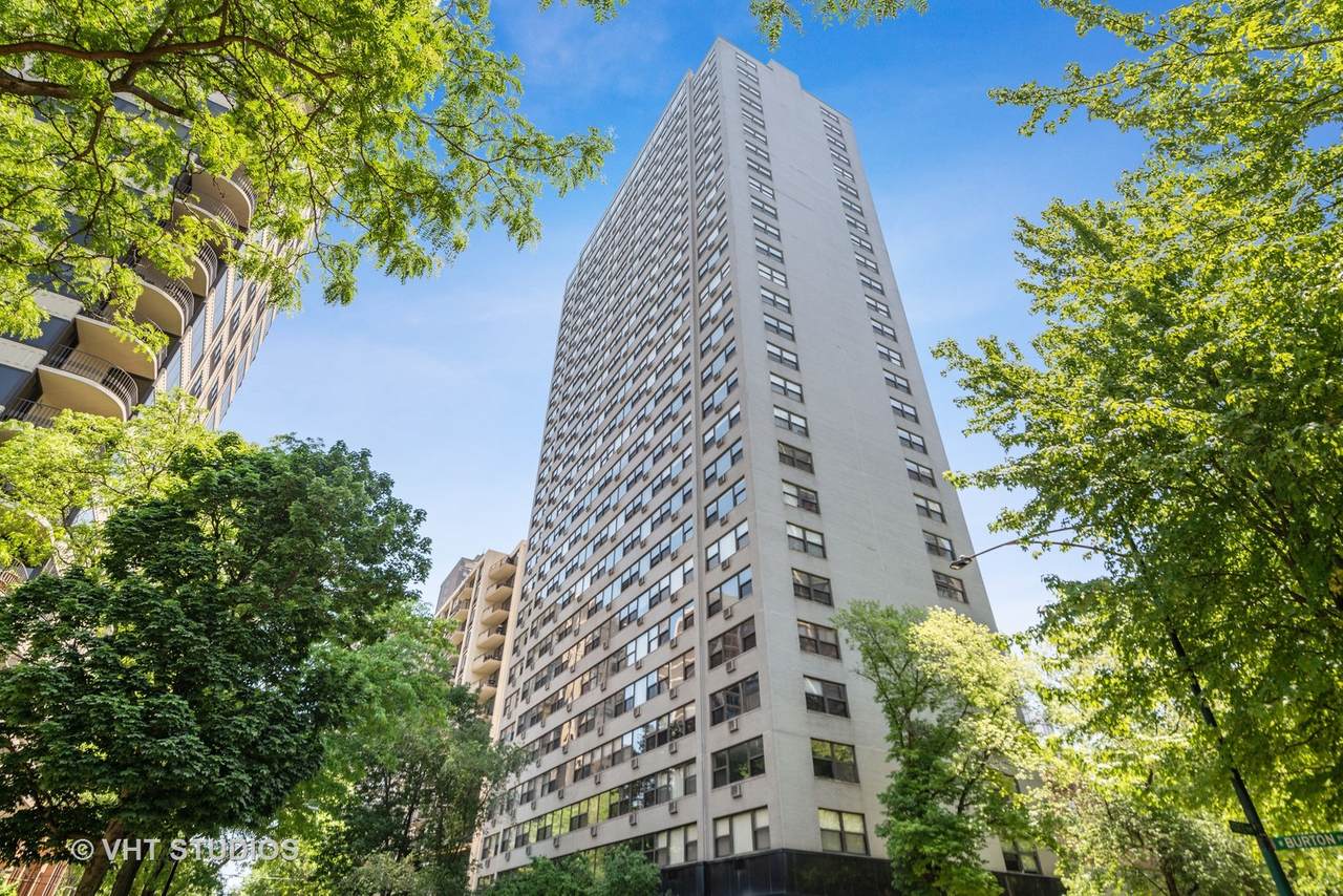 1445 State Parkway - Photo 1