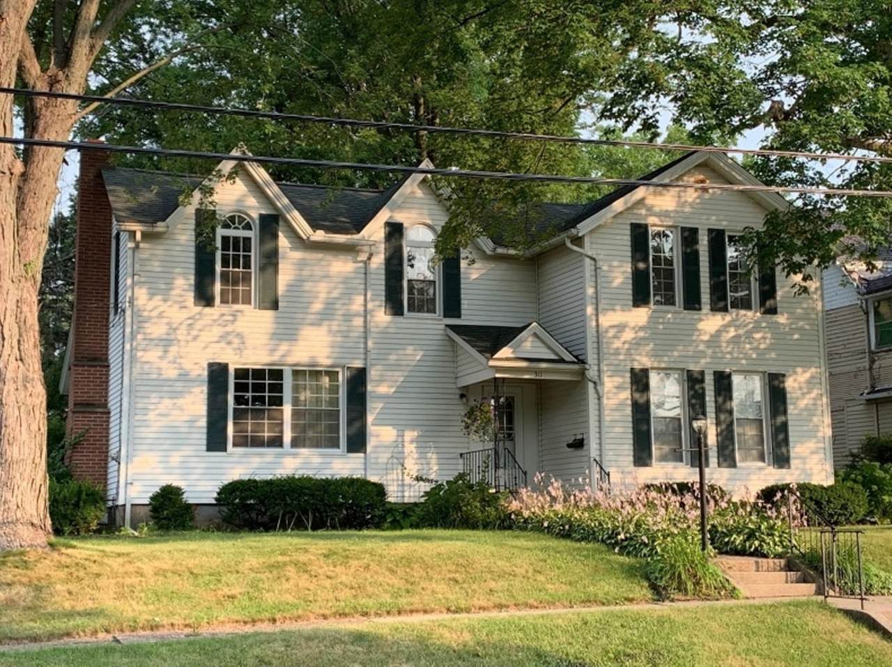 511 Genesee Street - Photo 1