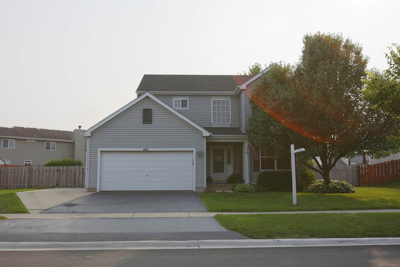 401 Steeplechase Way - Photo 1