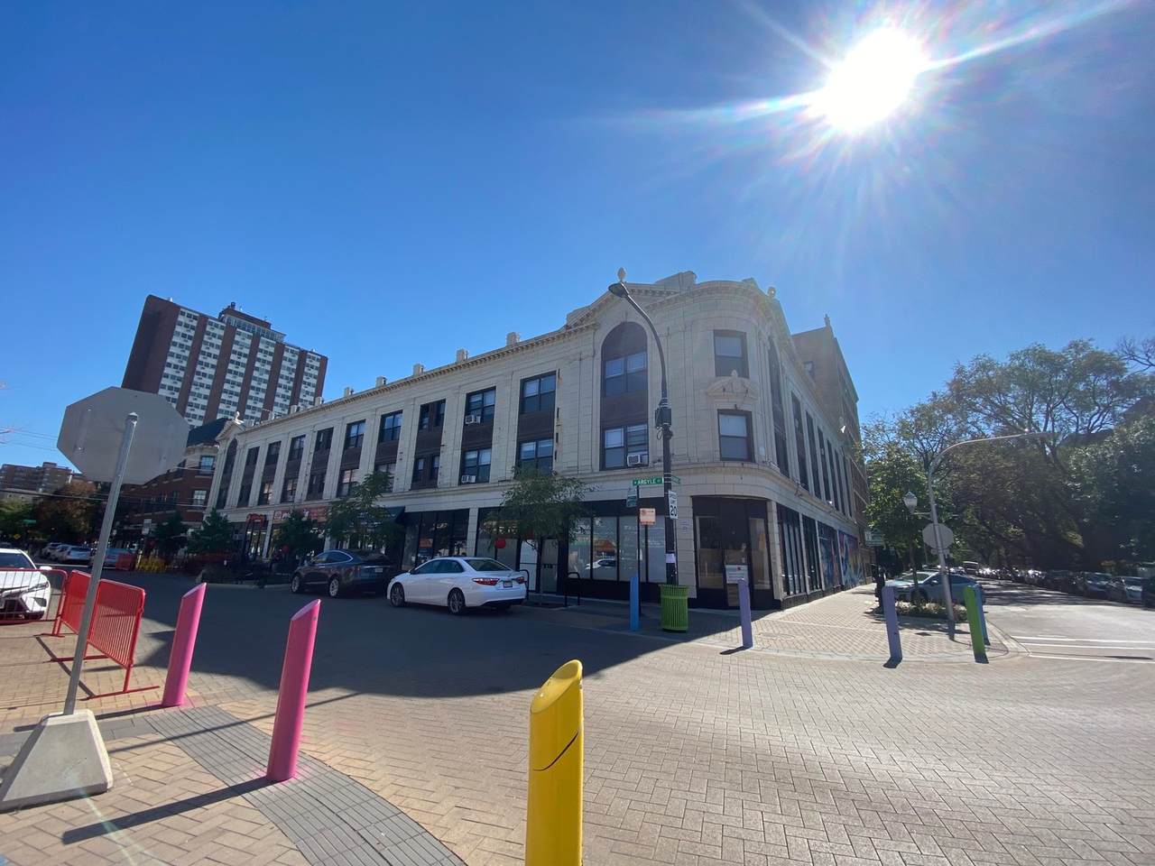 1023 Argyle Street - Photo 1