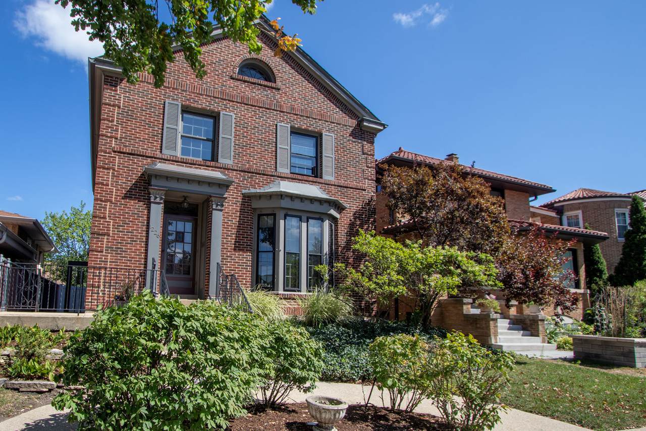 1226 Oak Park Avenue - Photo 1