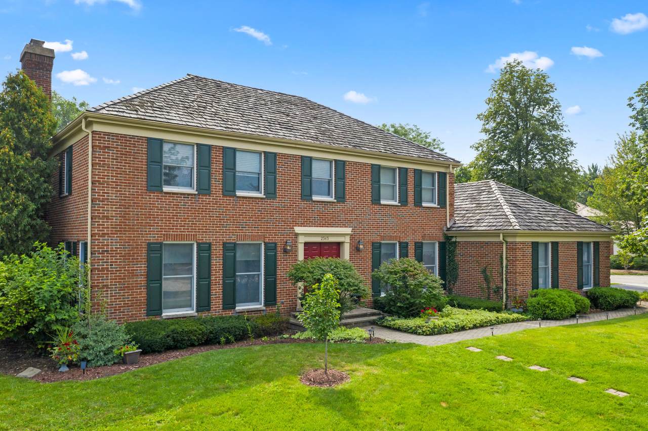 2343 Iroquois Drive - Photo 1
