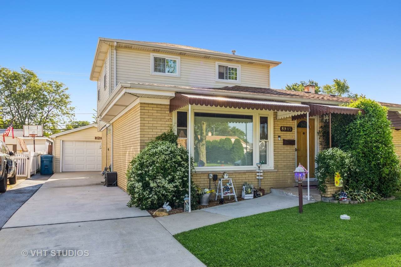 8915 Komensky Avenue - Photo 1